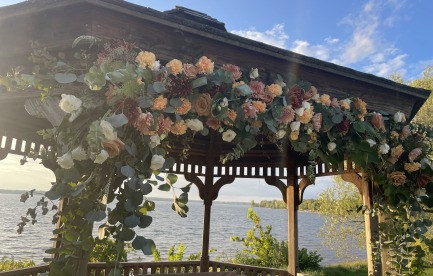Floral Arbor 