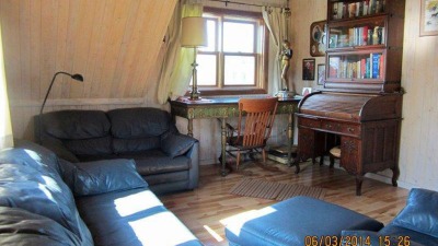 1BR apartment living room
