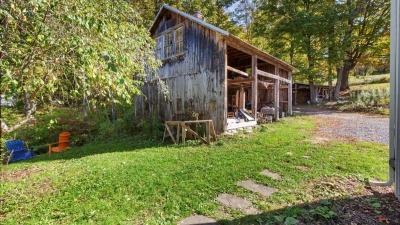 Barn with 1 parking space