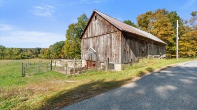 Hay Barn and stalls with pasture