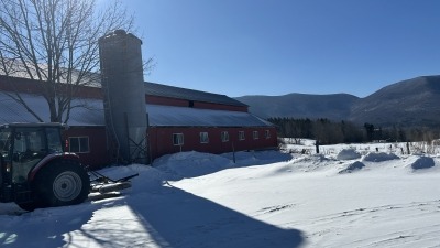 68 wide x190 ft has 90 ty stalls, 2 8x10 box stalls 