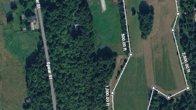 Approximate outline of land for lease on satellite image.